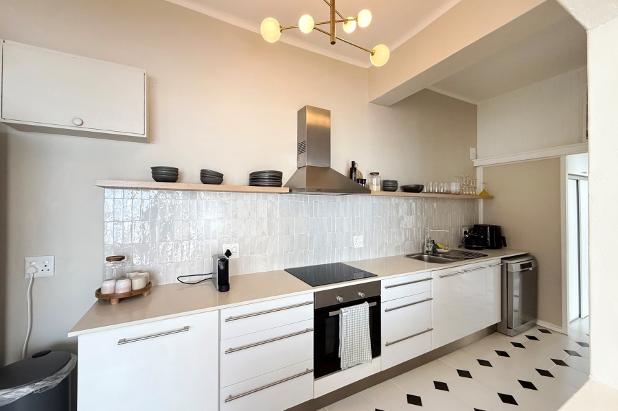 To Let 2 Bedroom Property for Rent in Sea Point Western Cape
